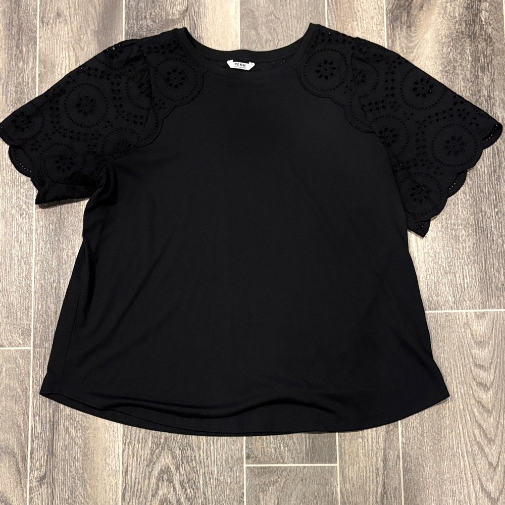 Penningtons Black Eyelet Sleeve Tshirt